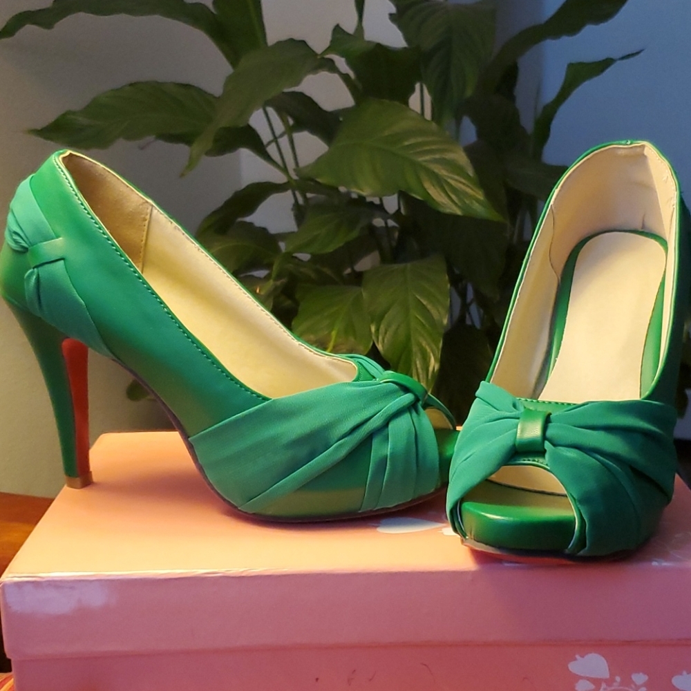 High heeled shoes
